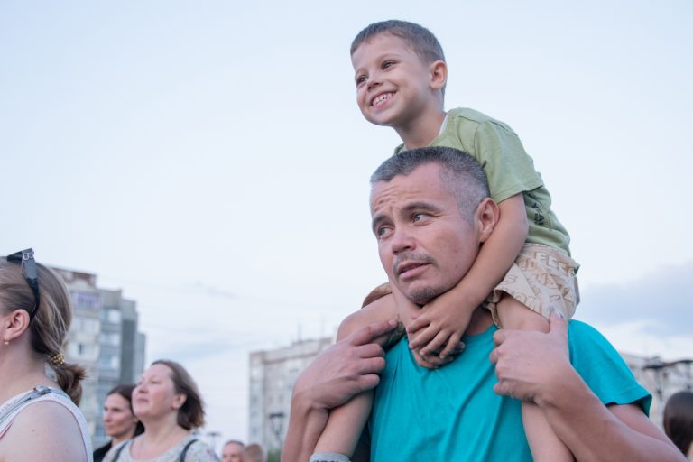 #ПапаВДеле45: новый конкурс от ЦРСК