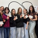 Память в деталях: как в штабе #МЫВМЕСТЕ делают броши к 9 Мая